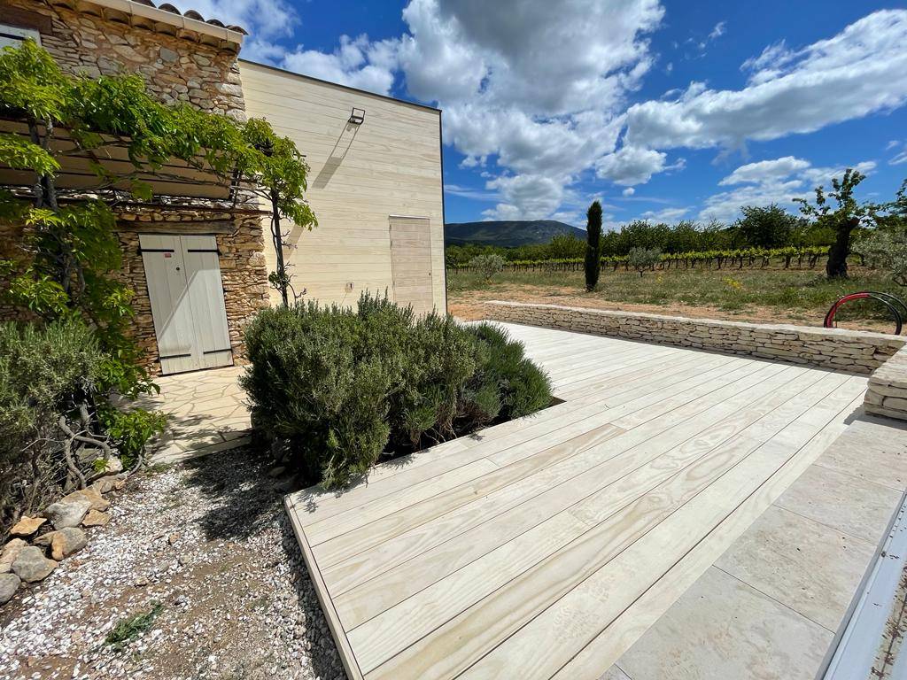 Extension bois haut de gamme en ACCOYA à Villars 84400 Pays d'APT en Luberon PROVENCE